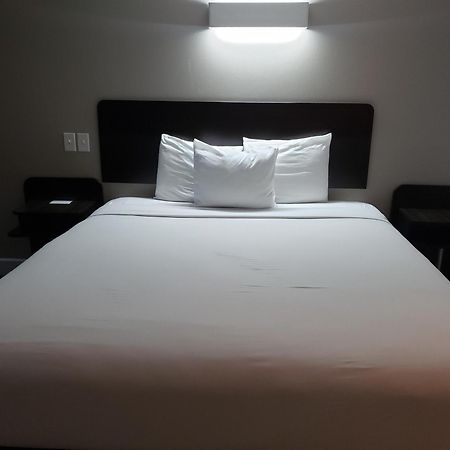 Motel 6-Hesperia, Ca - West Main Street I-15 Bagian luar foto