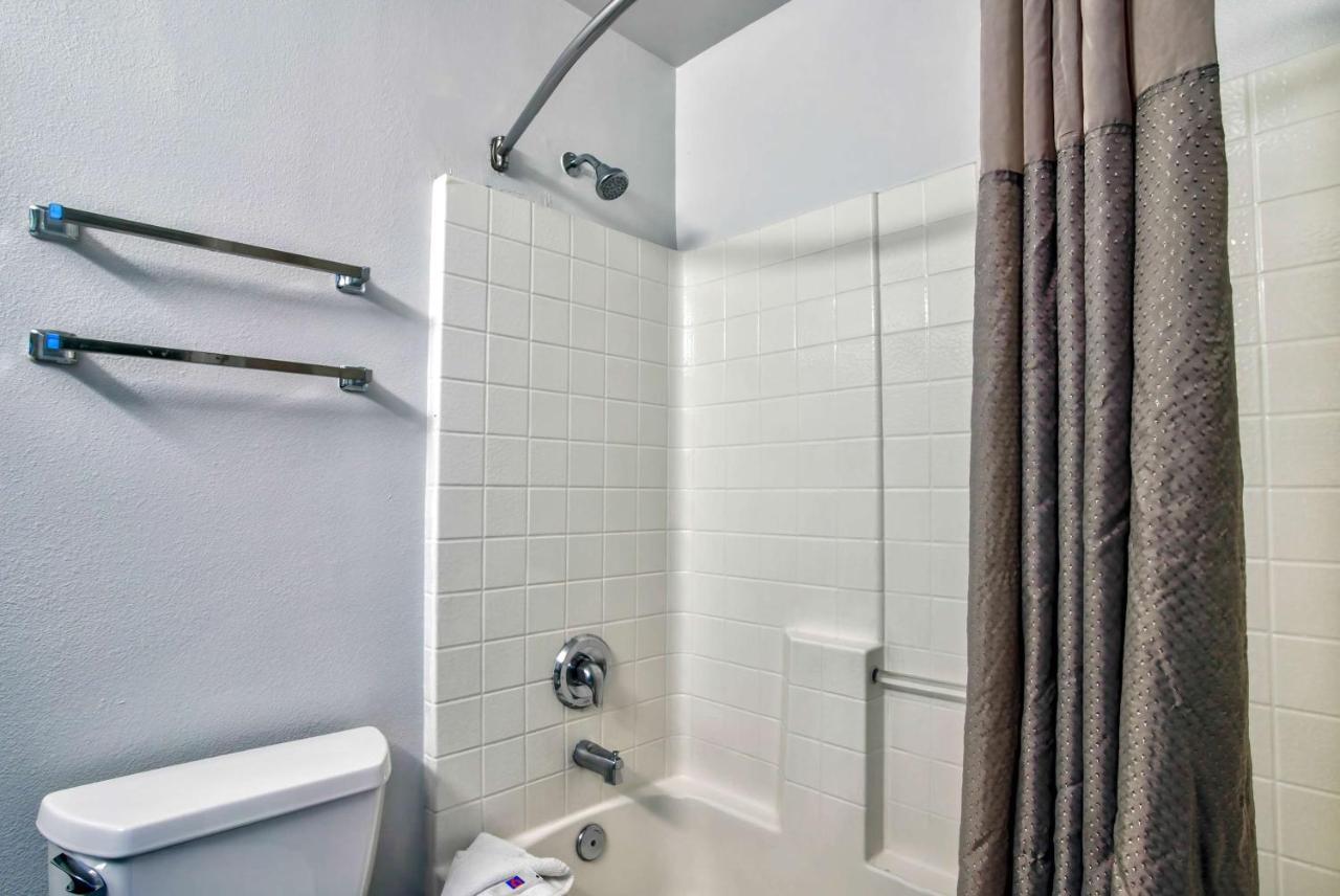 Motel 6-Hesperia, Ca - West Main Street I-15 Bagian luar foto