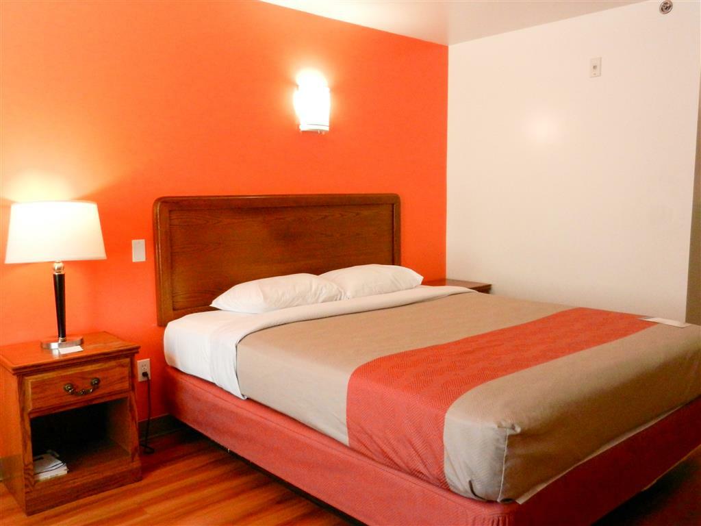Motel 6-Hesperia, Ca - West Main Street I-15 Ruang foto
